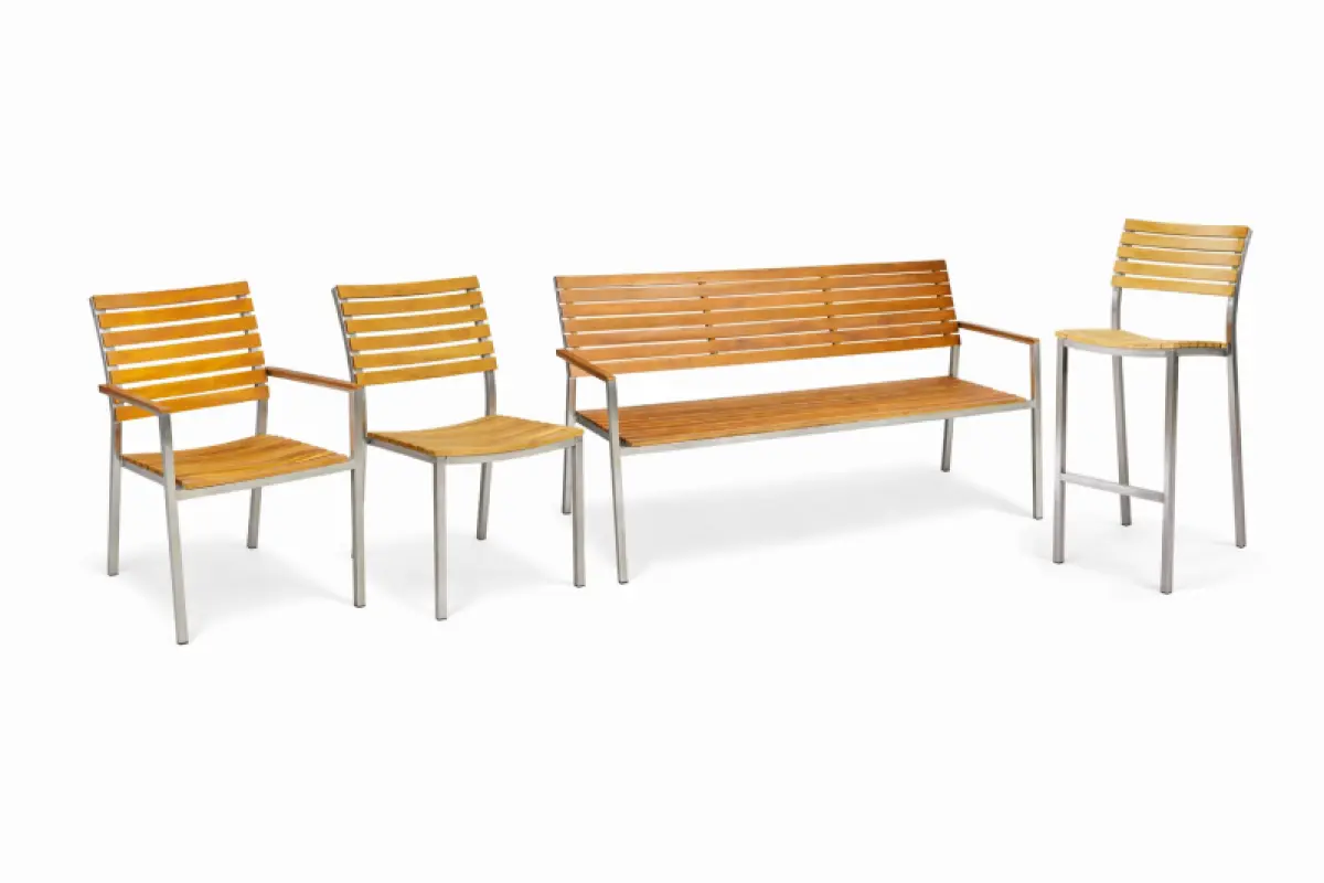 Gratenbank aus Teakholz Kepa