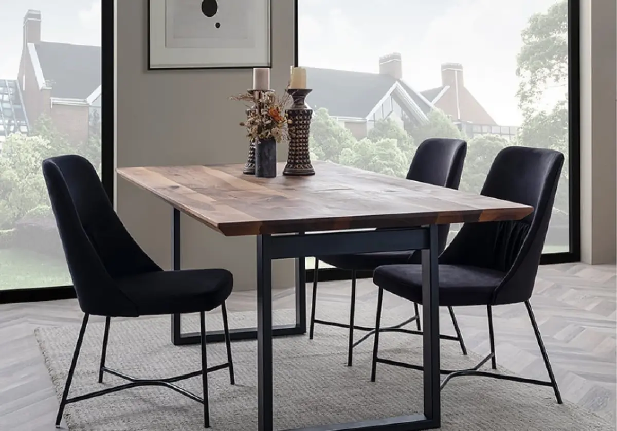 Indoor Tisch Kaman Schweizer Kante