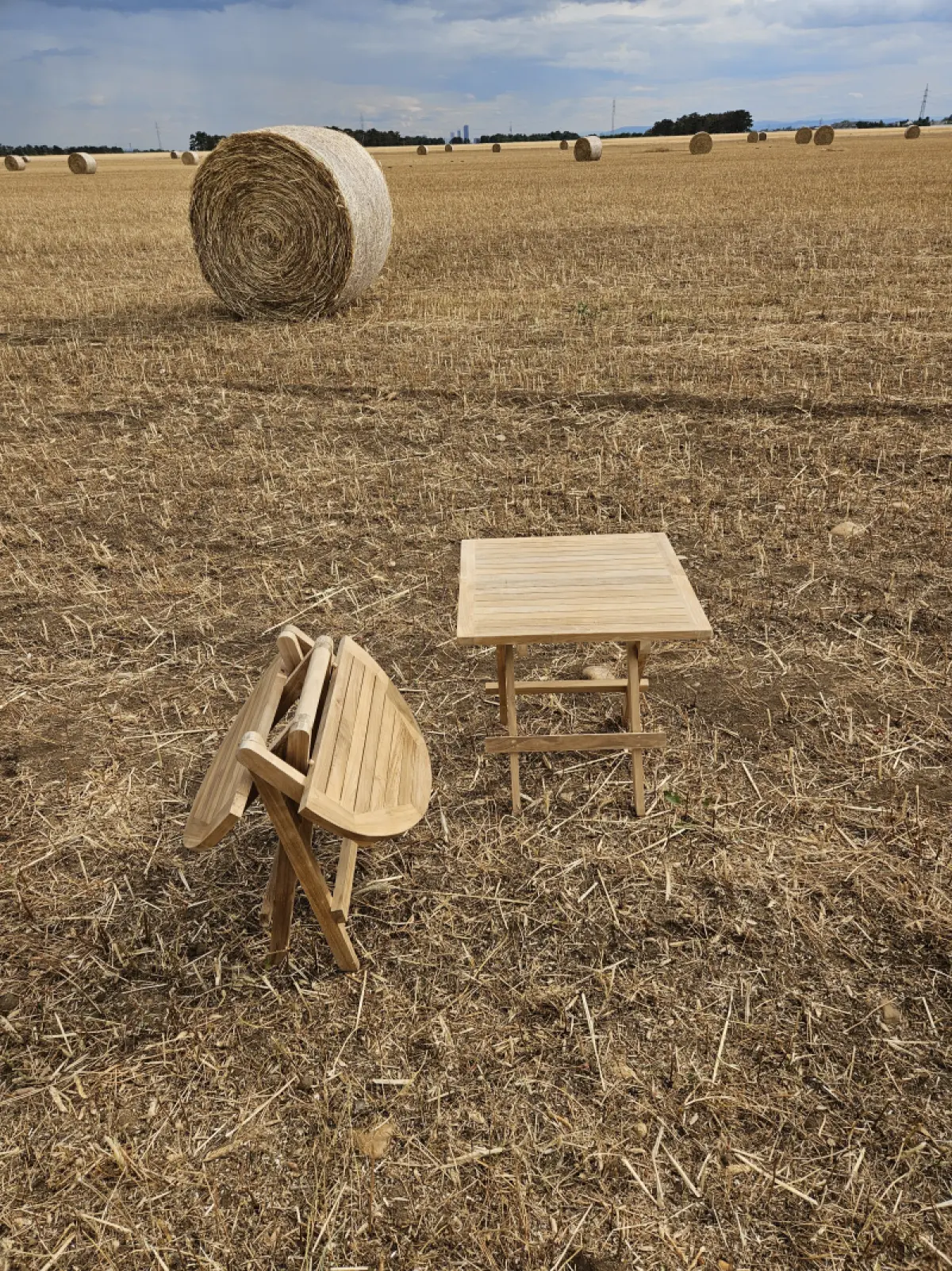 Klappbarer Beistelltisch Astoli RE