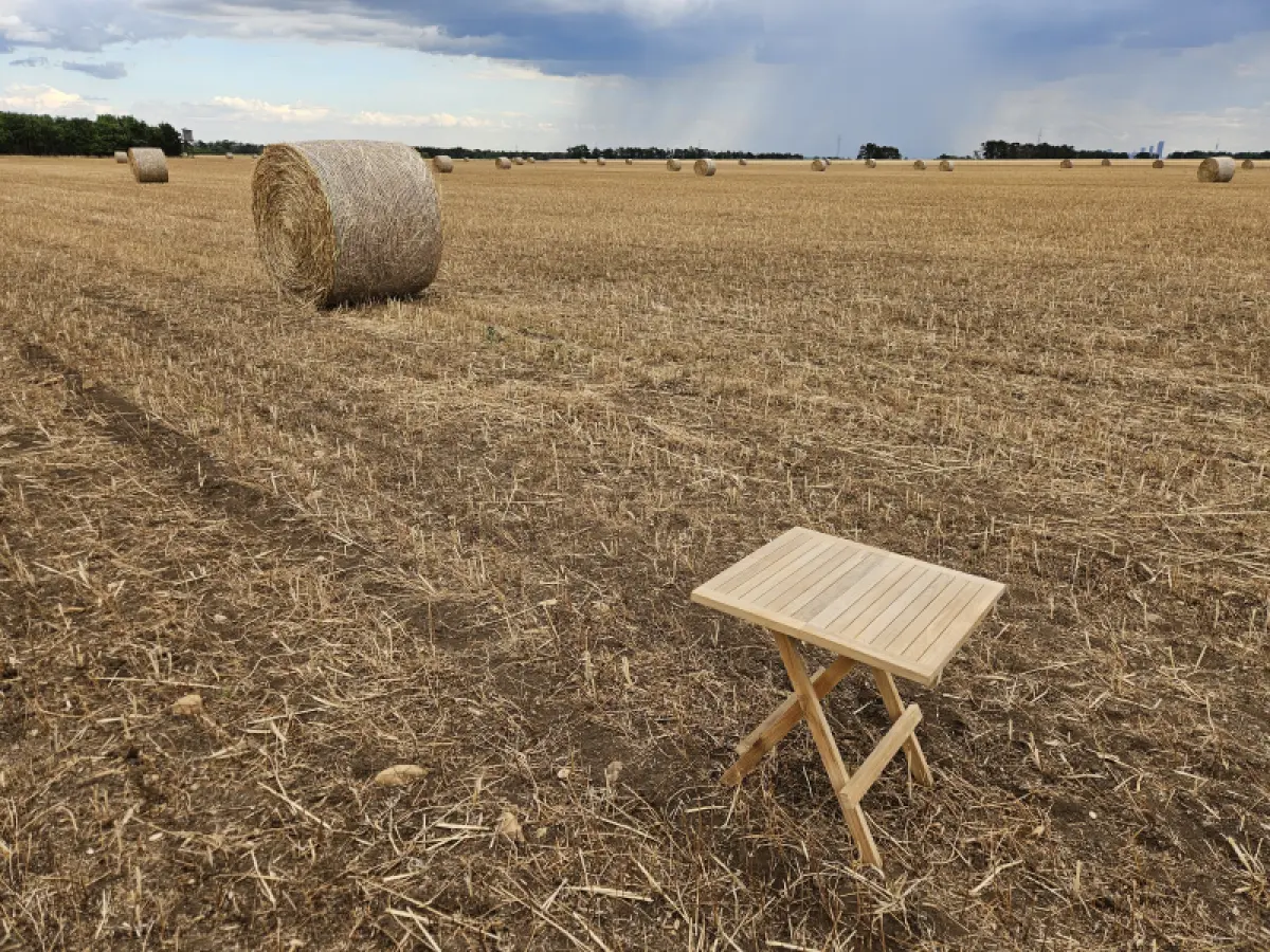 Klappbarer Beistelltisch Astoli RE