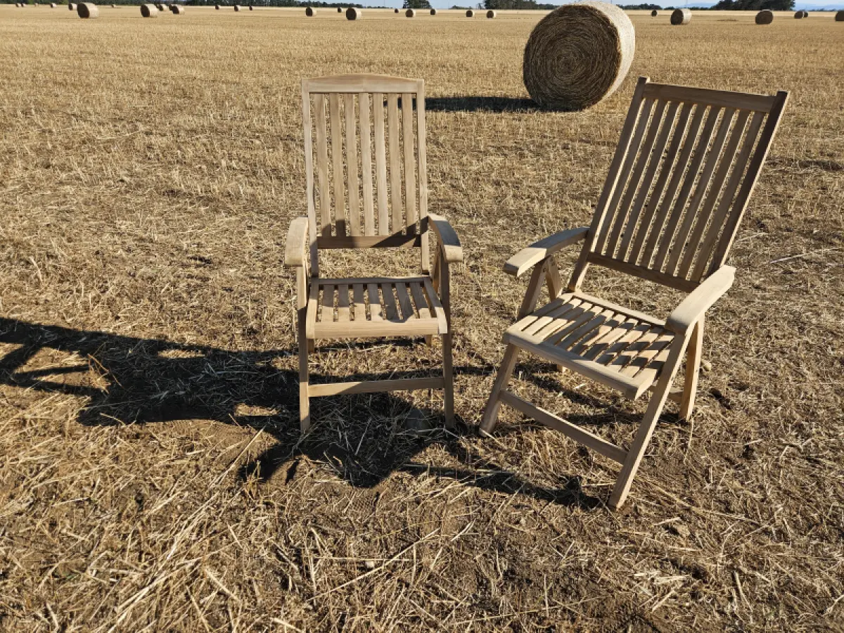 Klappbarer Gartenstuhl  aus Teakholz Hochlehner Loco