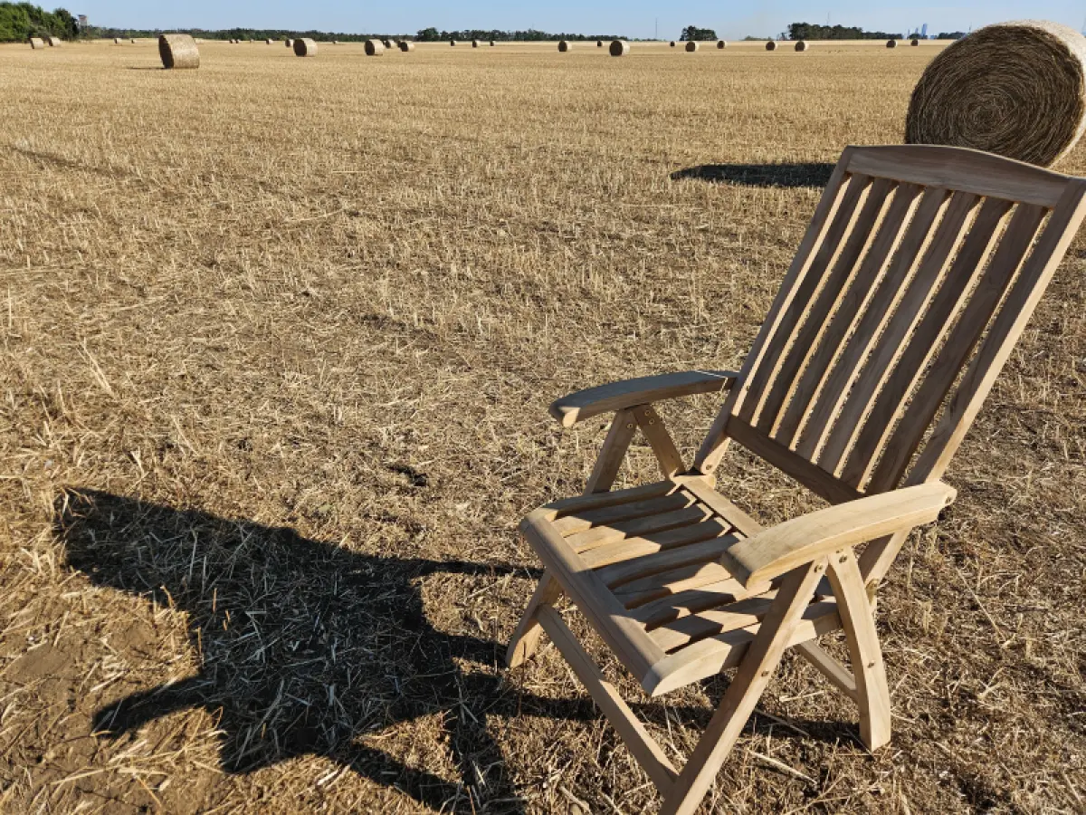 Klappbarer Gartenstuhl  aus Teakholz Hochlehner Loco