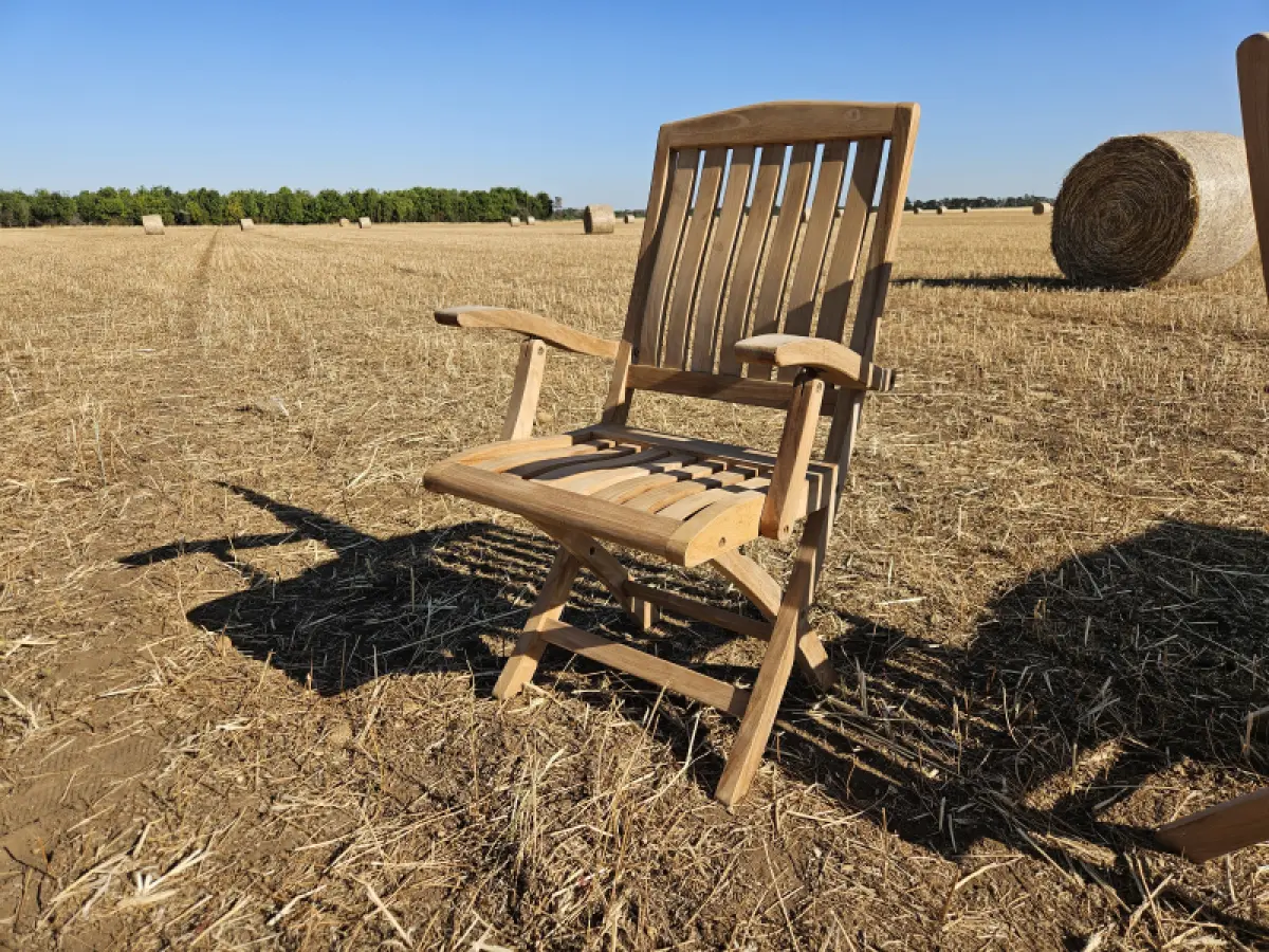Klappbarer Gartenstuhl  Loco mit Armlehne 