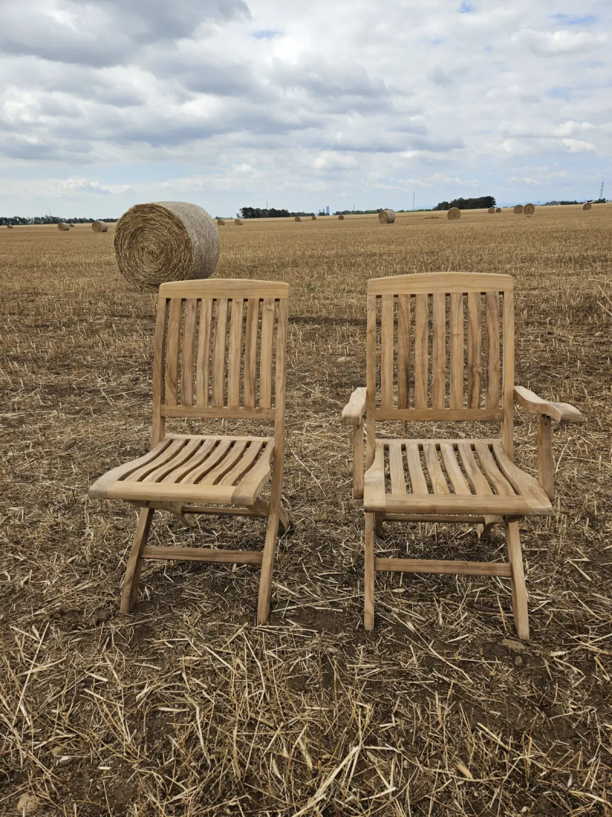 Klappbarer Gartenstuhl Roni mit Armlehne 