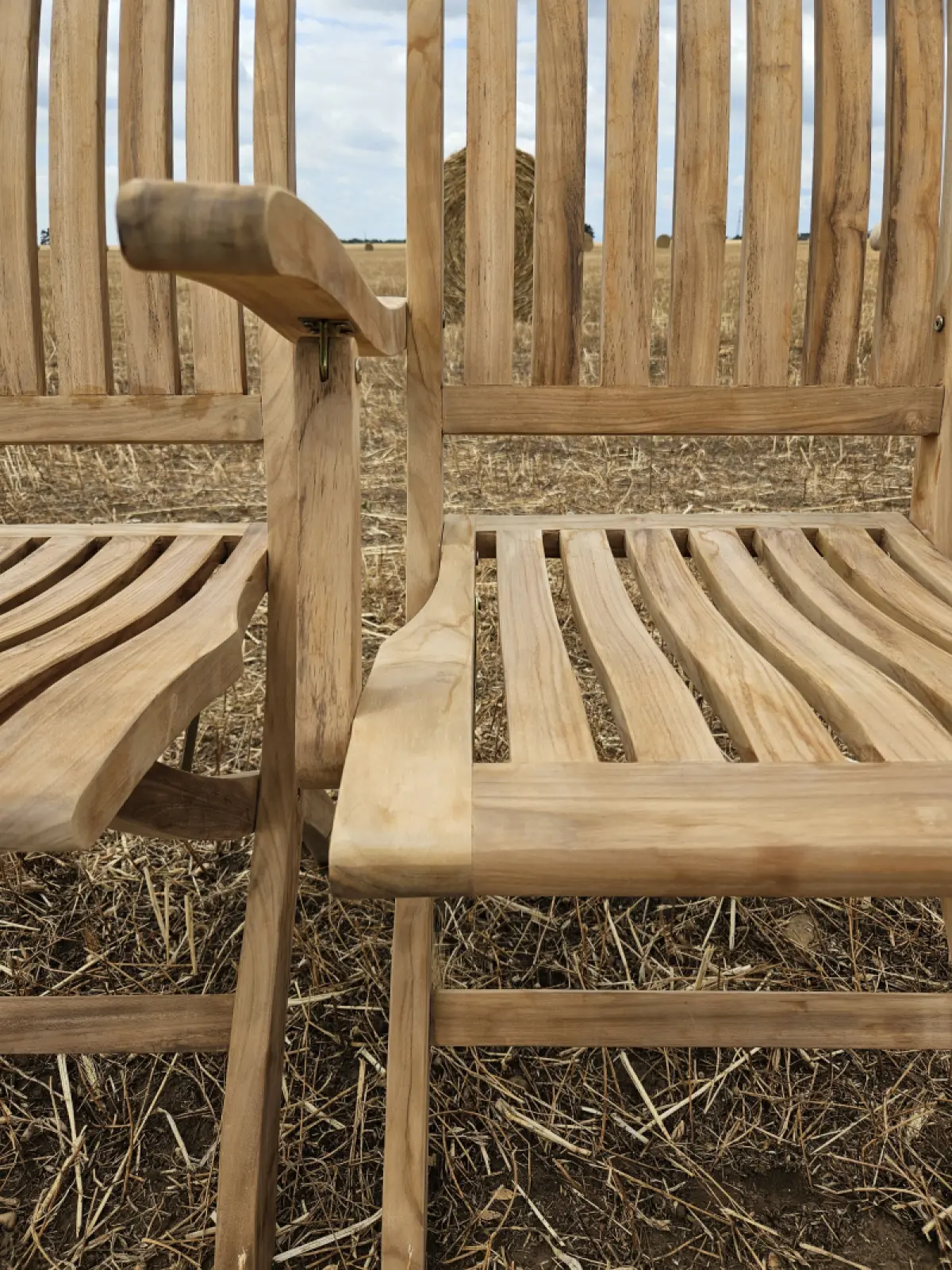 Klappbarer Gartenstuhl Roni mit Armlehne 