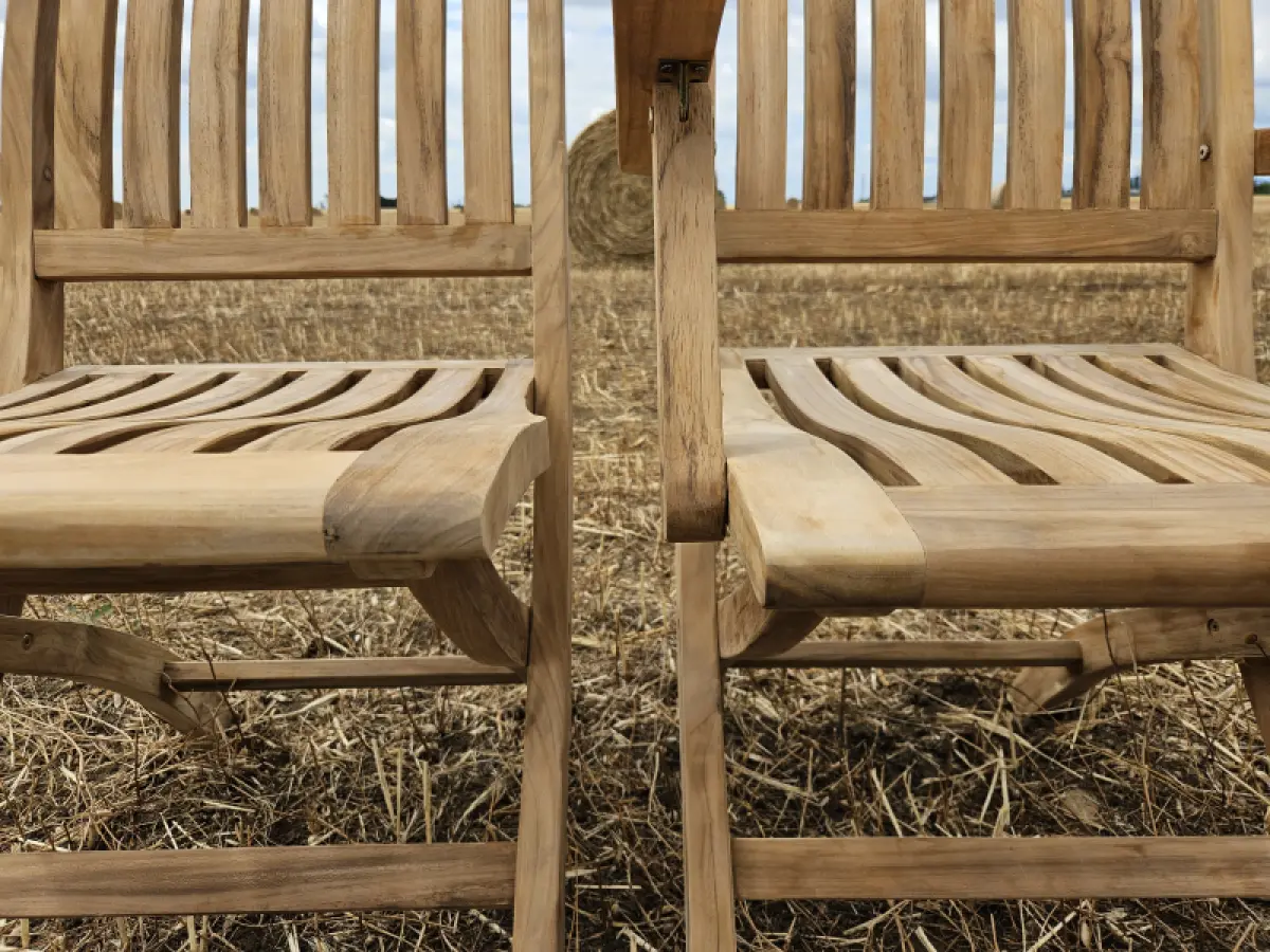 Klappbarer Gartenstuhl Roni mit Armlehne 