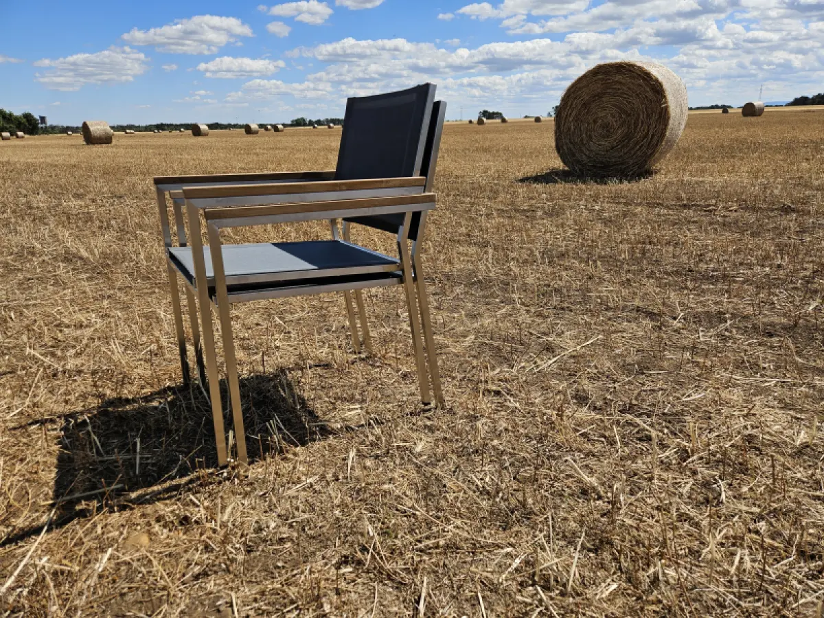 Stapelstuhl Noah Schwarz